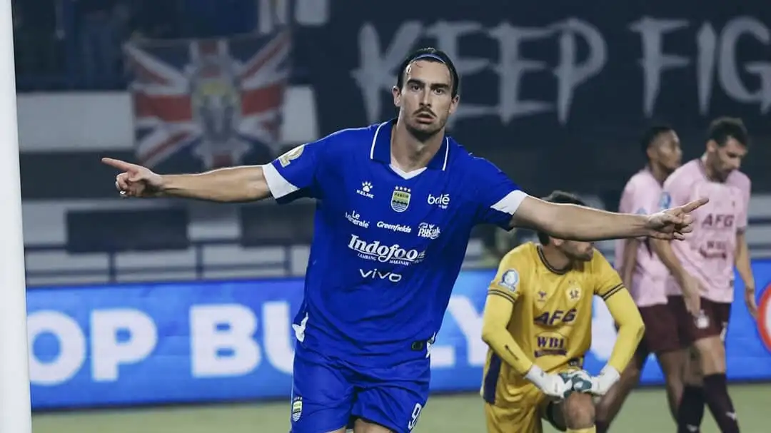 Eliano Absen, Persib Matangkan Strategi Jelang Hadapi PSBS Biak
