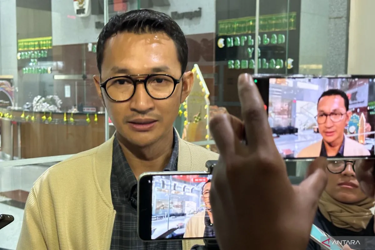 Ngaku Orang KPK Bisa Atur Kasus, 4 Pelaku Diciduk di Jakbar